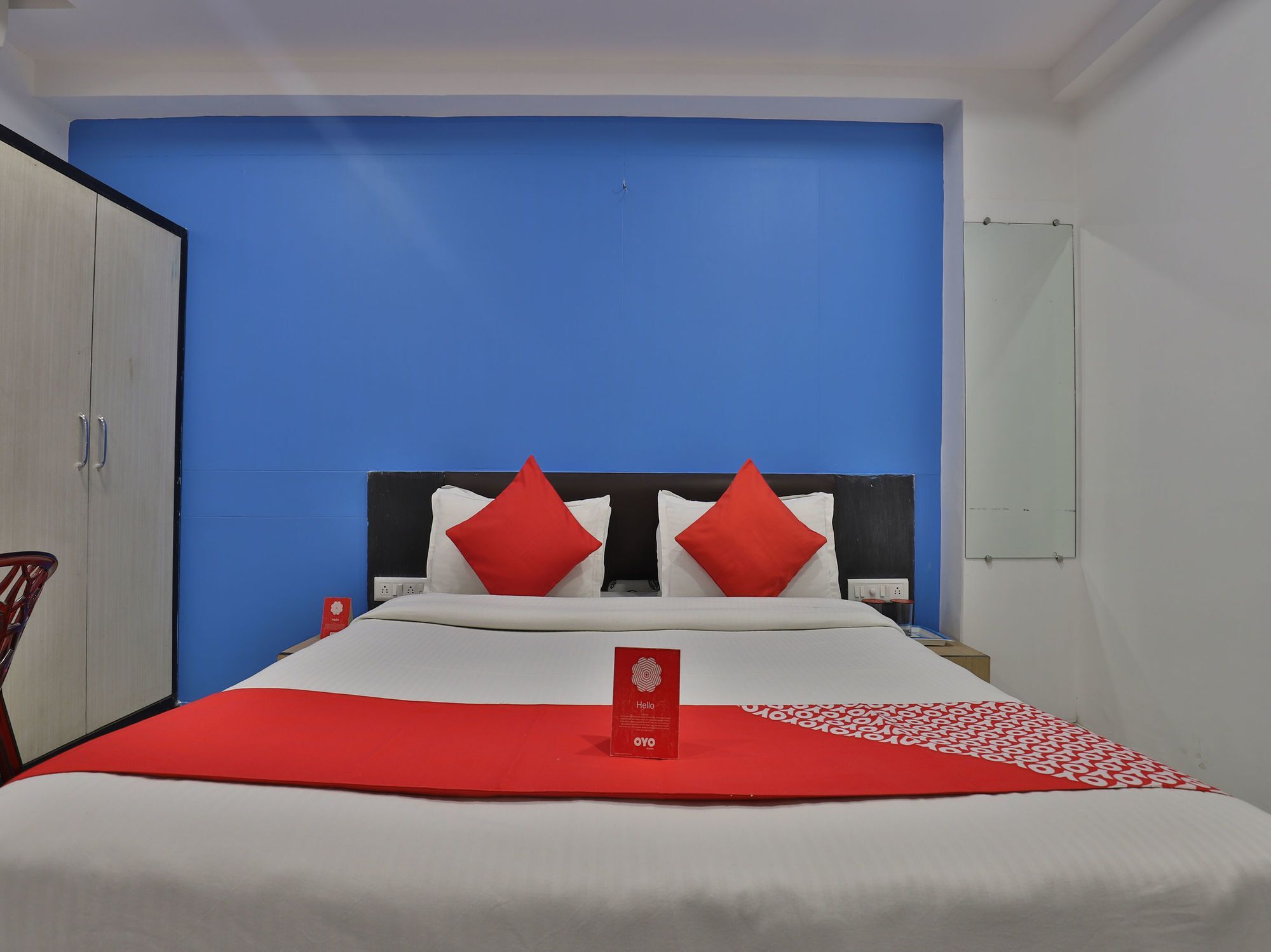 Hotel Hillton Гандинагар Экстерьер фото